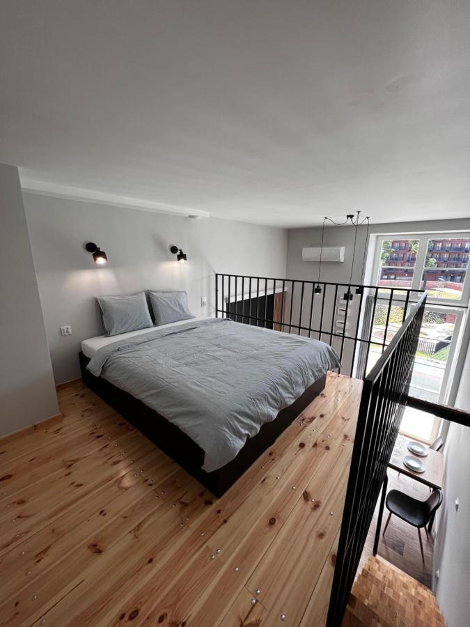 Property Apart - Plac Jana Pawla II Centrum Wroclaw Ngoại thất bức ảnh