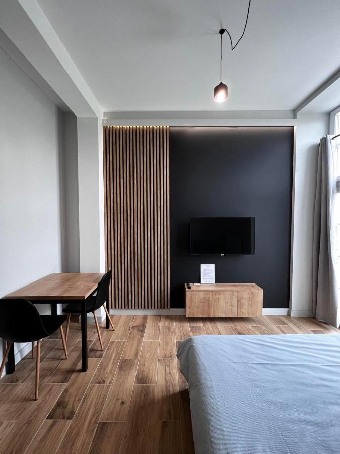 Property Apart - Plac Jana Pawla II Centrum Wroclaw Ngoại thất bức ảnh